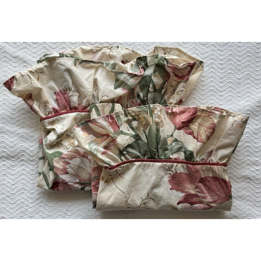 Pair VTG WAVERLY Garden Room Pillowcases Tulips Cottagecore Bloom Standard USA